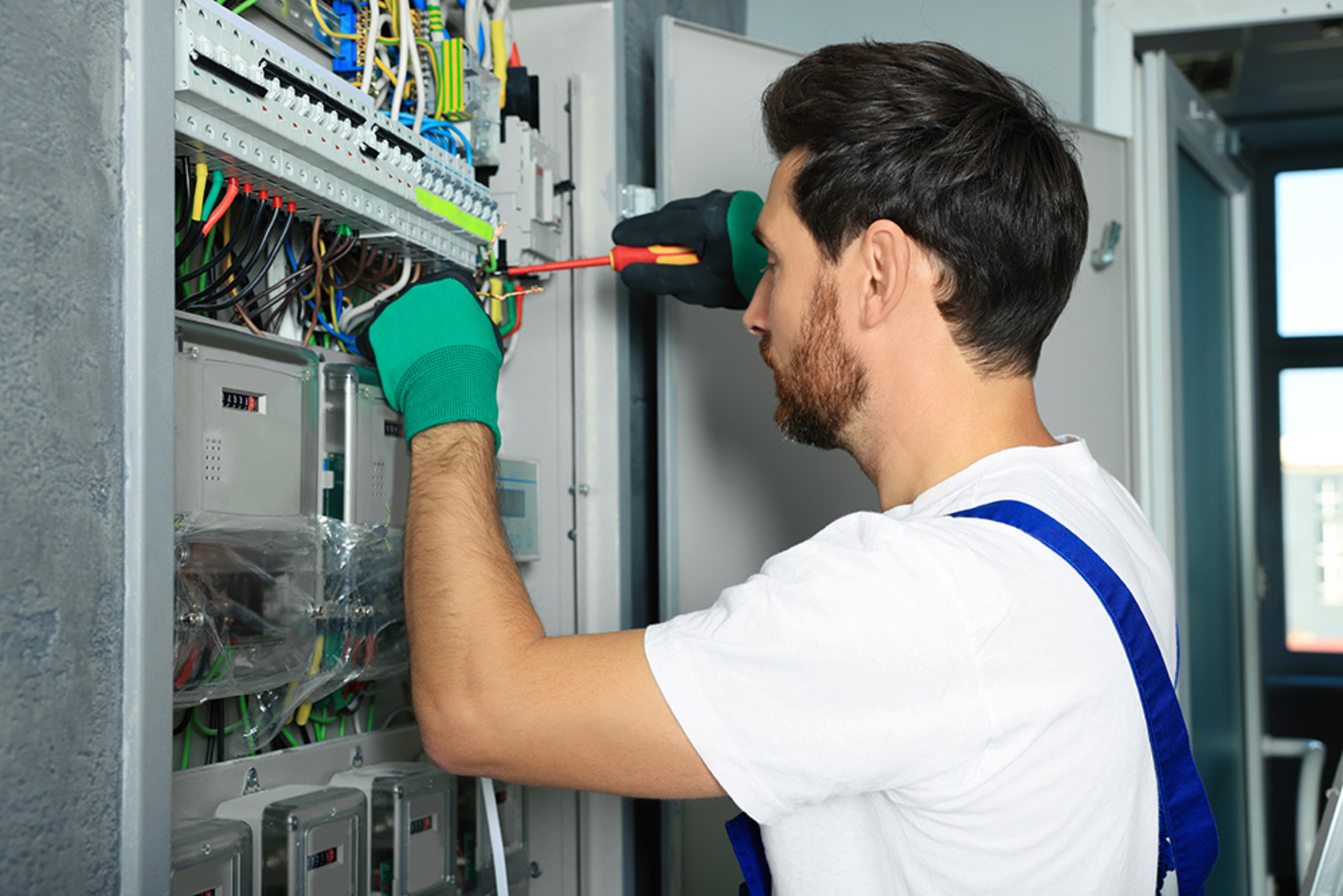 Niederspannungsanlagen bei Klaas Elektrotechnik GmbH & Co. KG in Oberursel