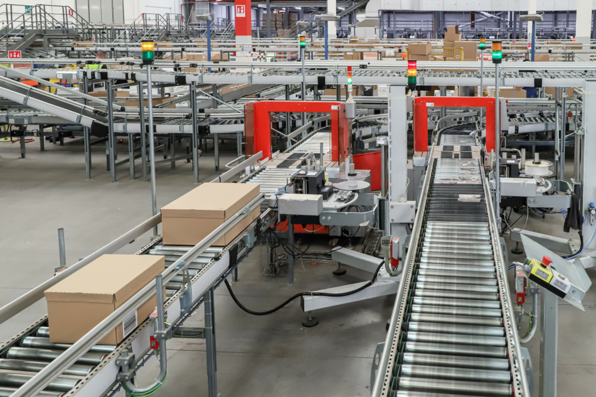 Antriebs&shy;technik bei Klaas Elektrotechnik GmbH & Co. KG in Oberursel