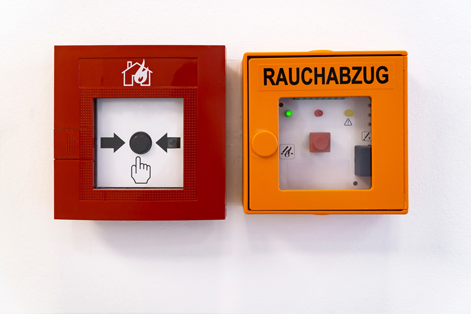 Rauchwärme&shy;abzug bei Klaas Elektrotechnik GmbH & Co. KG in Oberursel